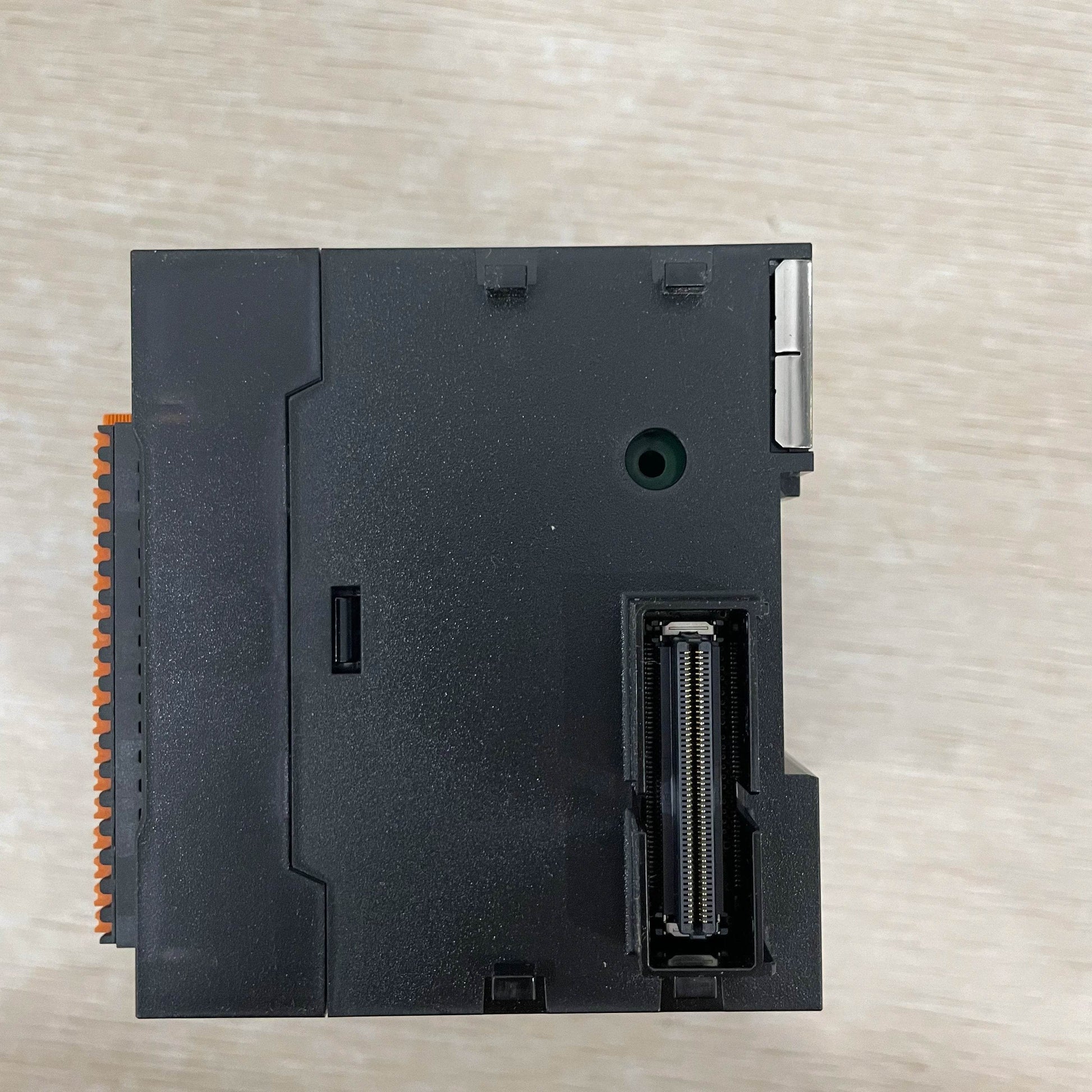 High-Performance CK3W-AX1515P Programmable Logic Controller with 15 I/O Points - chengruiyuan