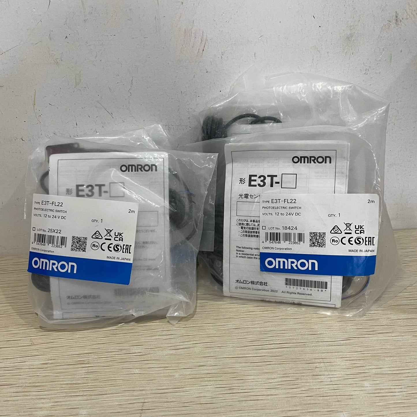 Compact Through-Beam Photoelectric Sensor E3T-FL22 with 2m Sensing Range - chengruiyuan