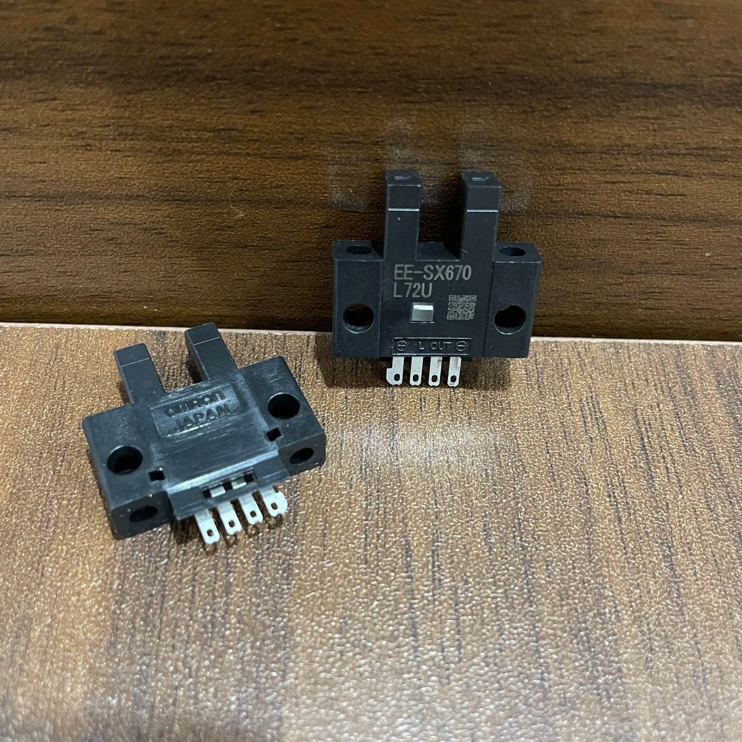 Compact Slot Sensor EE-SX670 with 5mm Detection Gap and Phototransistor Output - chengruiyuan