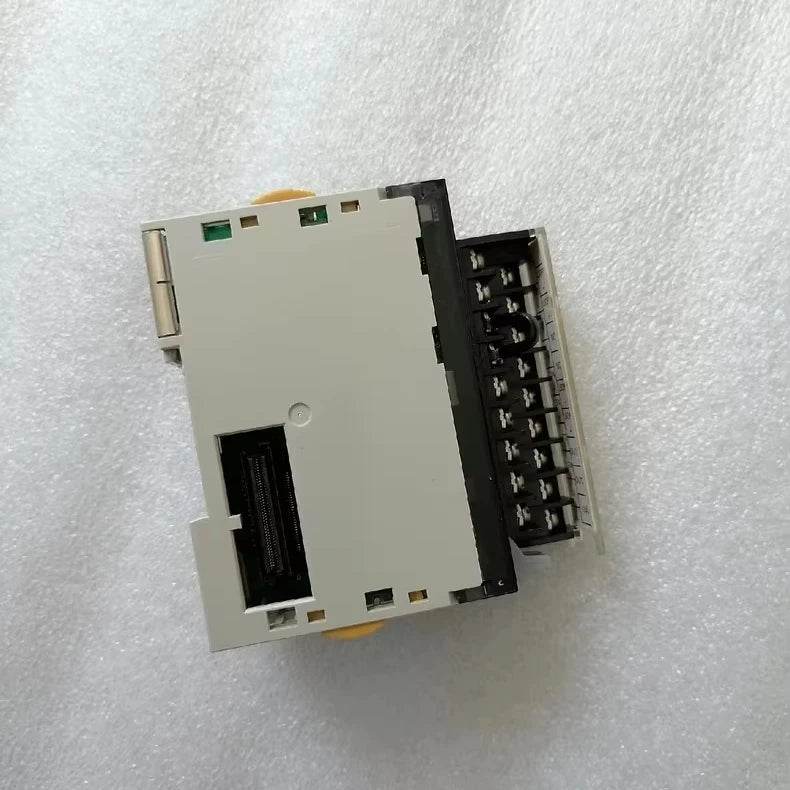 CJ1W-TC001 Thermocouple Input Unit for PLC Temperature Control - chengruiyuan