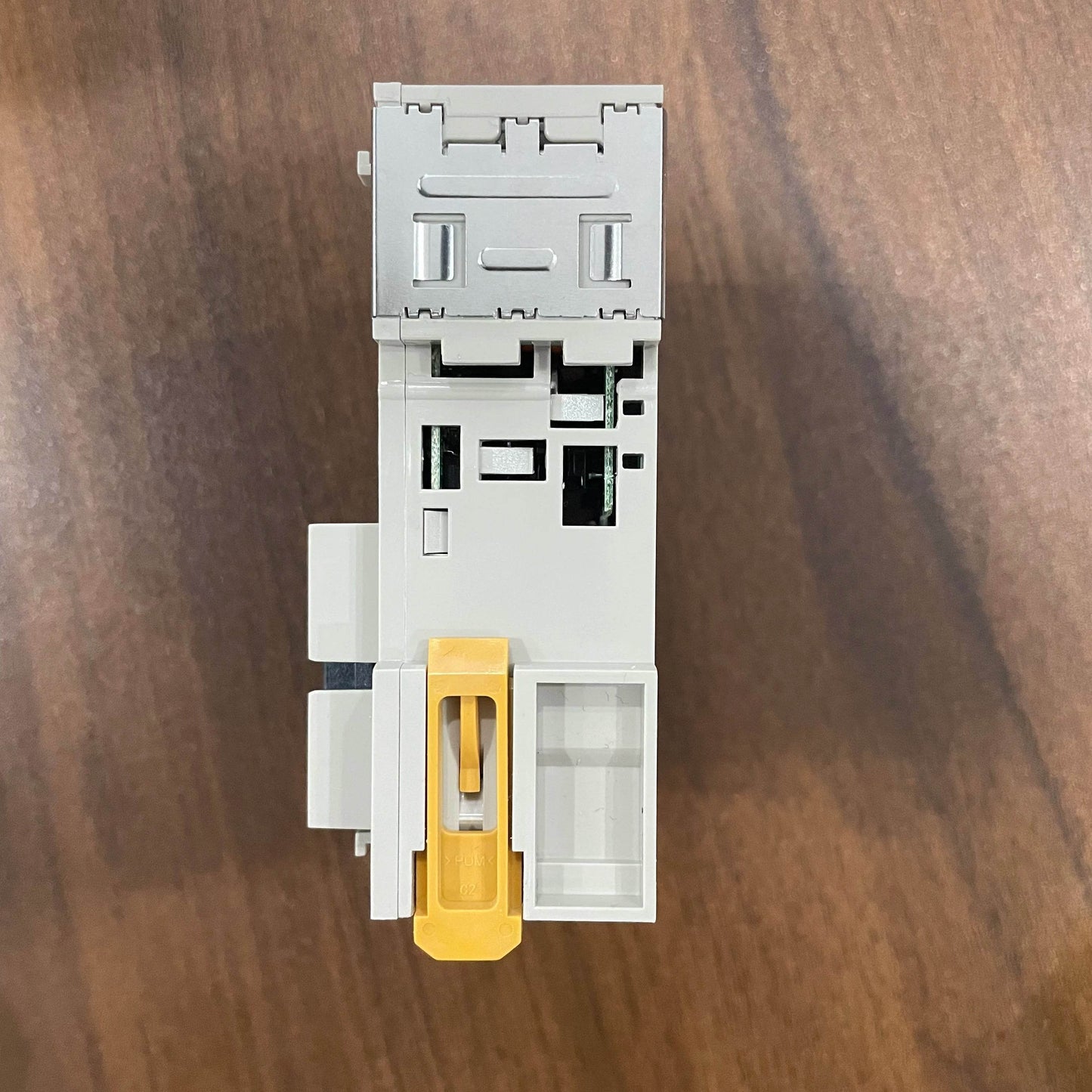 CJ1W-DA08V 8-Channel Analog Output Module for PLC Systems - chengruiyuan