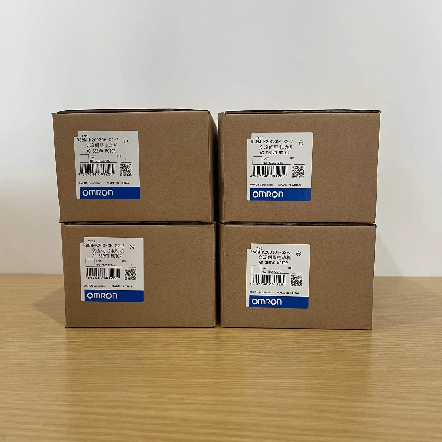 High Torque 200W Servo Motor R88M-K20030H-S2-Z with Absolute Encoder - chengruiyuan