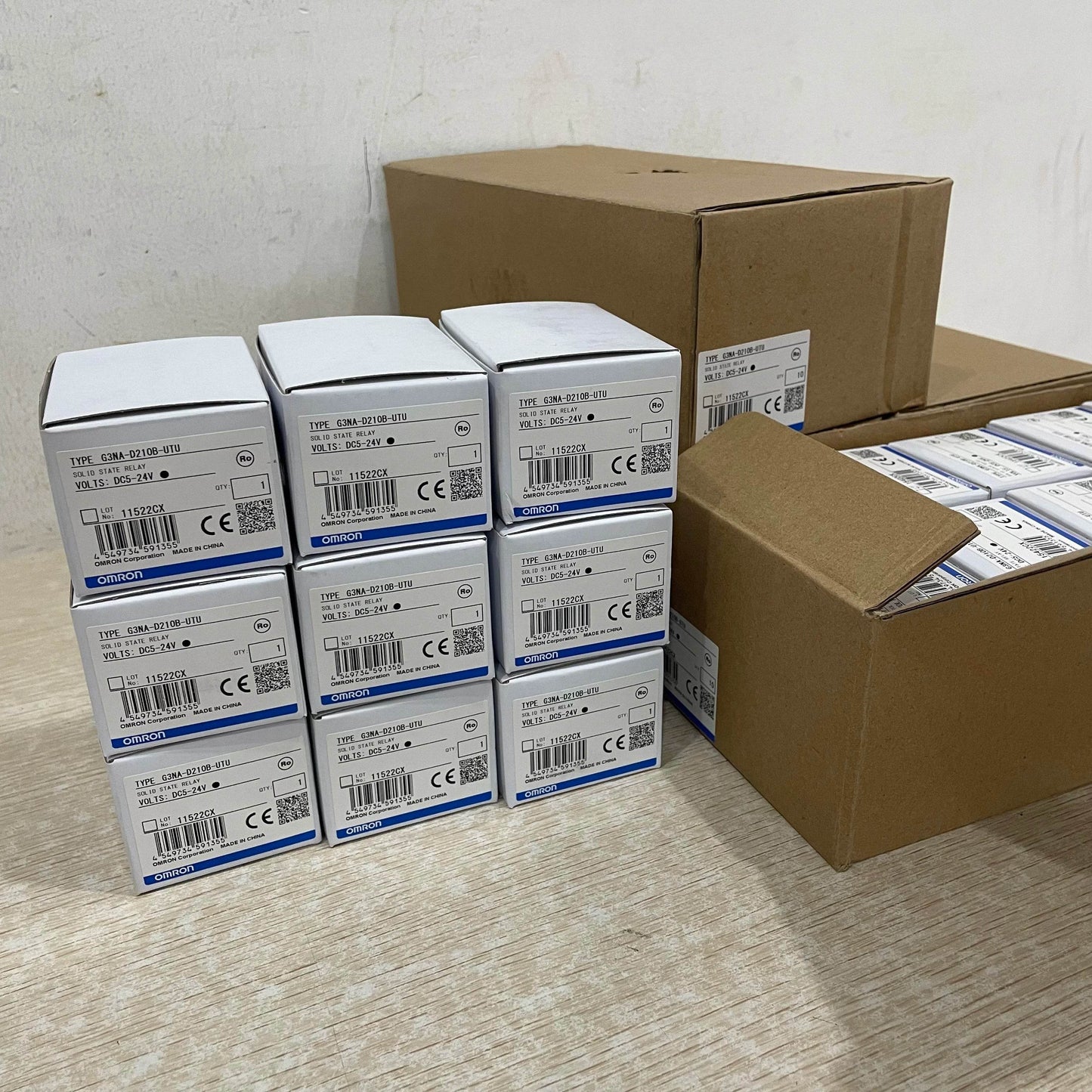 20A 240VAC Solid State Relay with Built-in Heatsink - G3NA-D210B-UTU - chengruiyuan