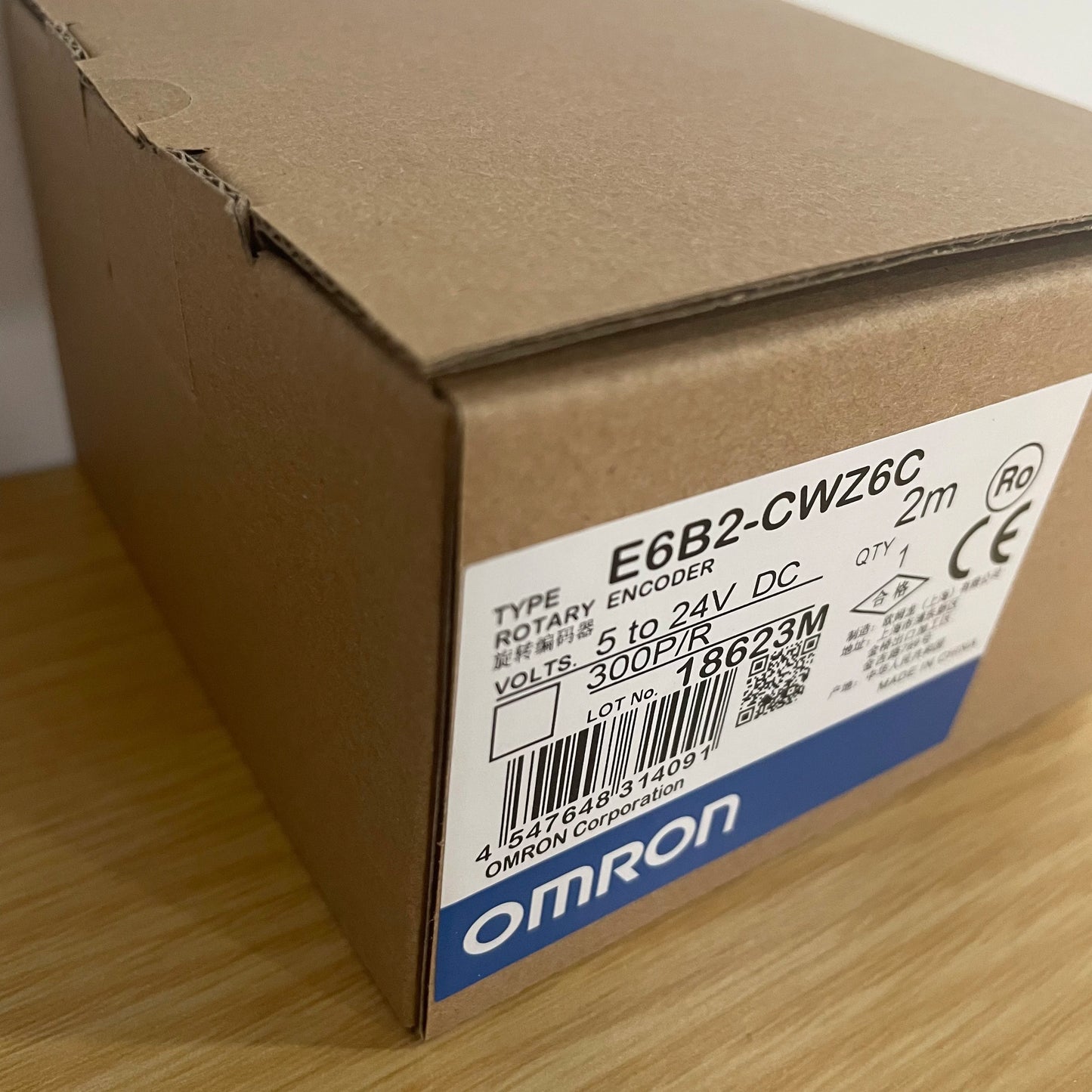 E6B2-CWZ6C 300P/R 2M Incremental Rotary Encoder, 300 Pulses, 2M Cable