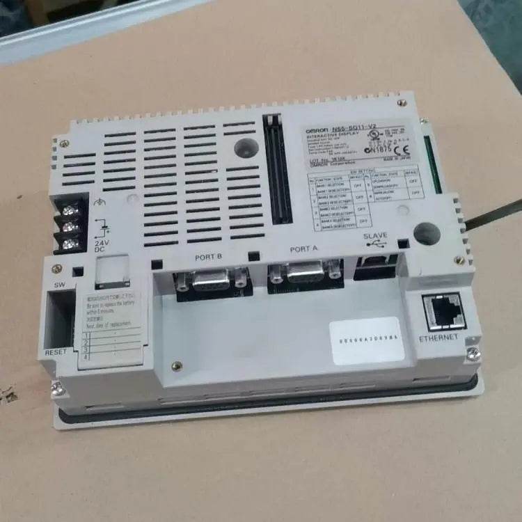 Compact 5-inch Programmable HMI Touch Panel with High Brightness LCD - NS5-SQ11-V2 - chengruiyuan