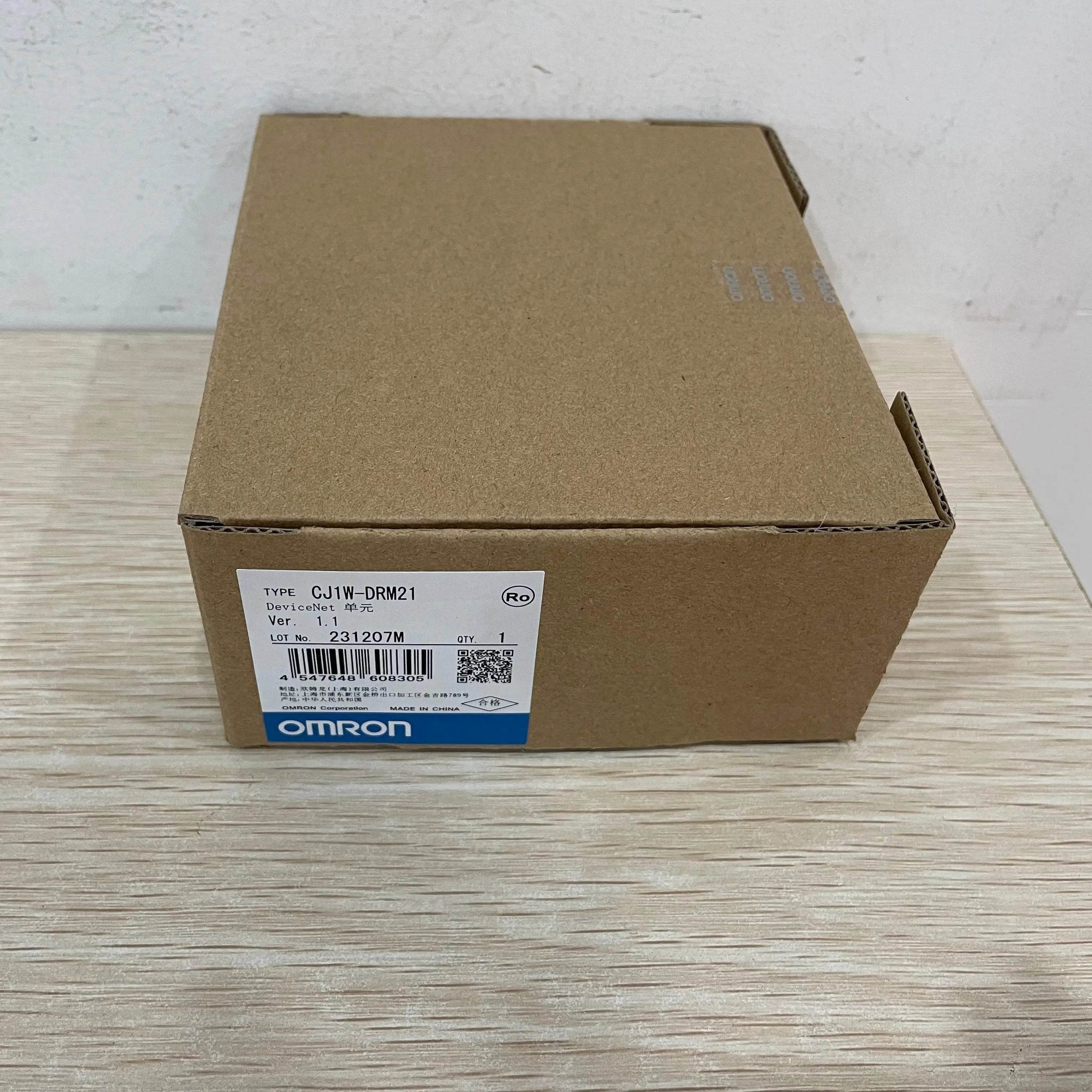 CJ1W-DRM21 DeviceNet Slave Unit with 64 I/O Points for PLC Connectivity - chengruiyuan