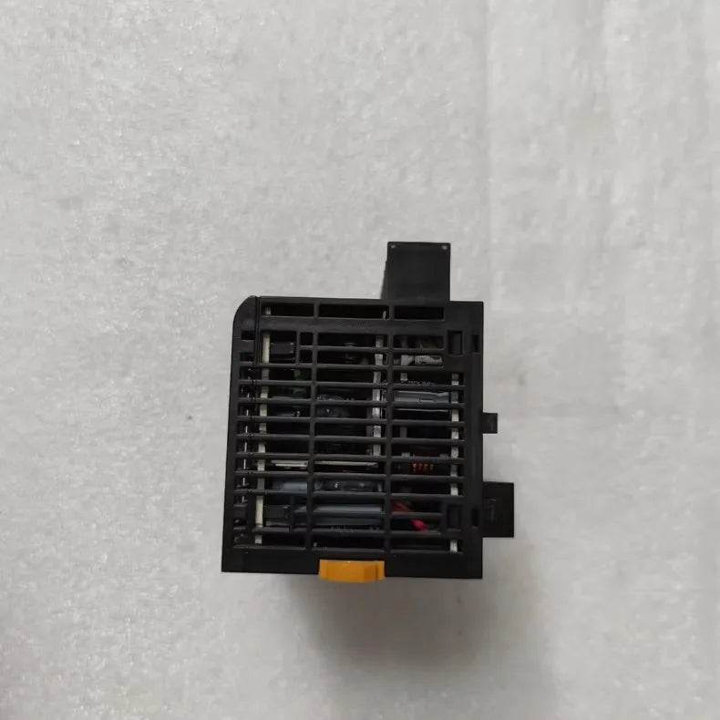 CJ1W-PD025 25W Power Supply Unit for CJ1 Series PLCs - chengruiyuan