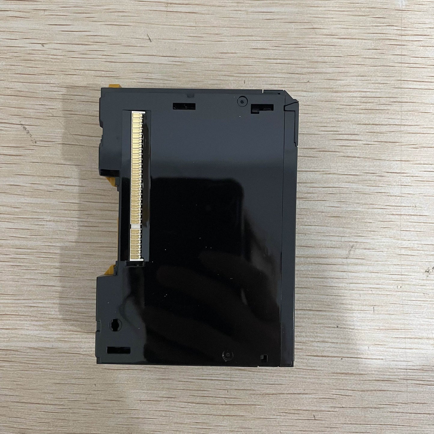 NX-OD6121-6 EtherCAT I/O Terminal with 16 Digital Outputs, 24V DC, 0.5A per Channel - chengruiyuan