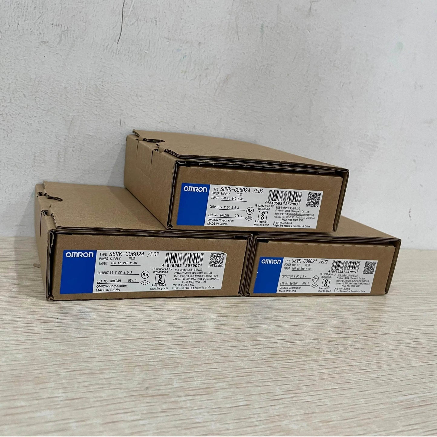 24V 60W DIN Rail Power Supply - Compact and Reliable S8VK-C06024 - chengruiyuan
