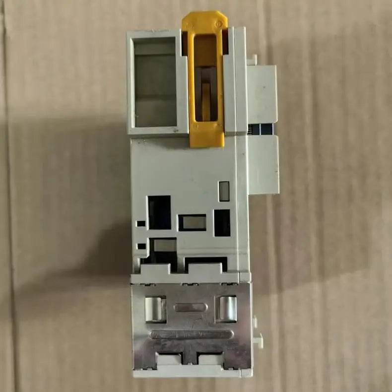 CJ1W-AD081-V1 8-Channel Analog Input Unit for CJ1 Series PLCs - chengruiyuan