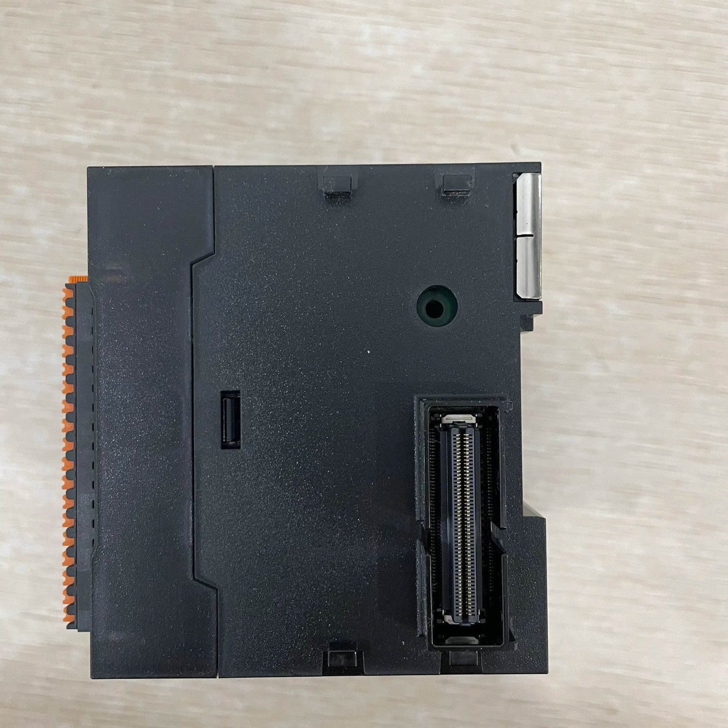 High-Performance CK3W-AX1515P Programmable Logic Controller with 15 I/O Points - chengruiyuan