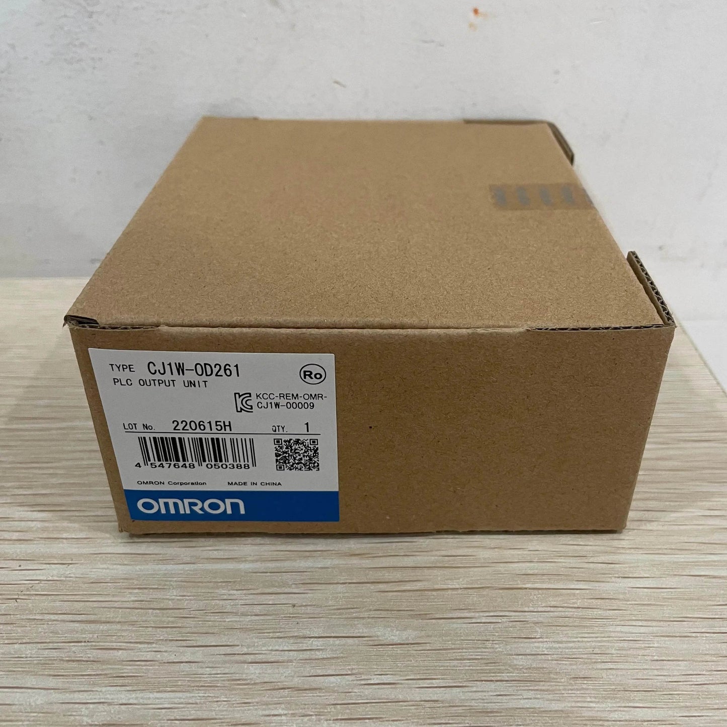CJ1W-OD261 16-Point Digital Output Module for PLC Systems - chengruiyuan
