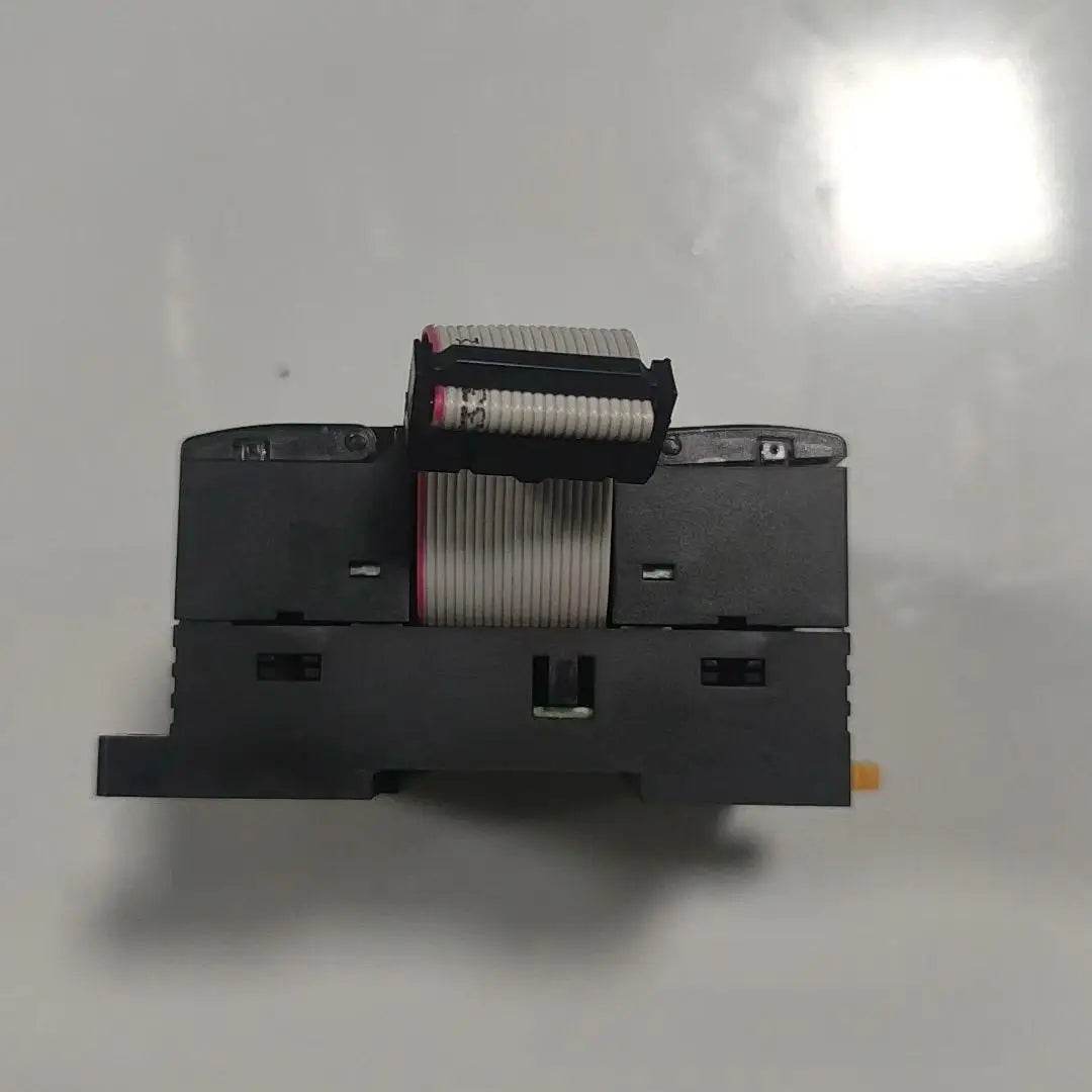 16-Point Digital I/O Expansion Module CP1W-20EDT with Transistor Outputs - chengruiyuan