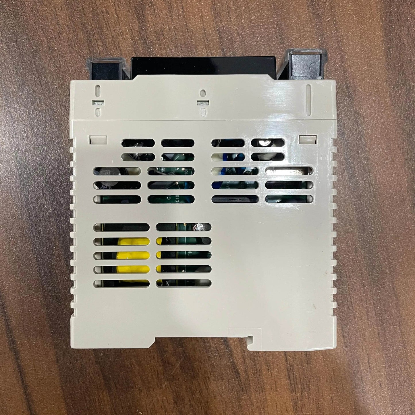 24V 60W DIN Rail Power Supply - Compact, Reliable S8VS Series for Industrial Automation - chengruiyuan