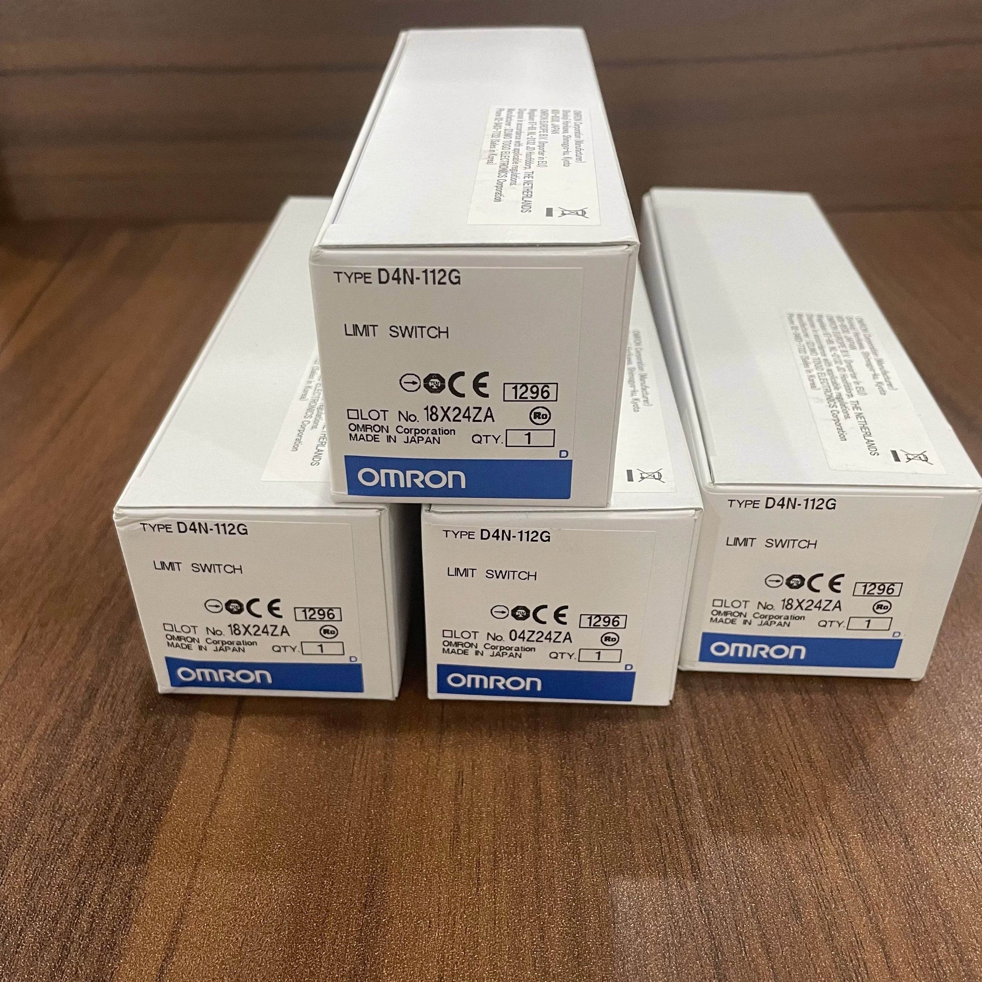 Compact D4N-112G Safety Limit Switch with Gold-Plated Contacts for Reliable Performance - chengruiyuan