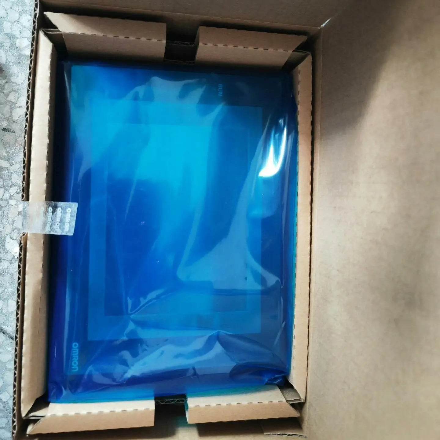 Compact 5-inch Programmable HMI Touch Panel with High Brightness LCD - NS5-SQ11-V2 - chengruiyuan