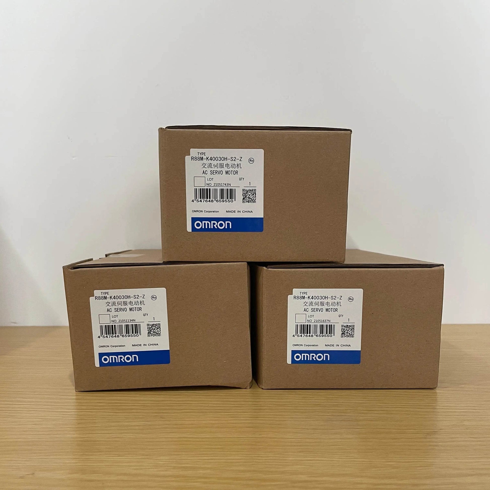 400W AC Servo Motor R88M-K40030H-S2-Z with High Torque and Precision Encoder - chengruiyuan