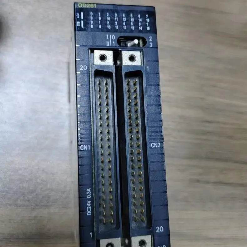 CJ1W-OD261 16-Point Digital Output Module for PLC Systems - chengruiyuan