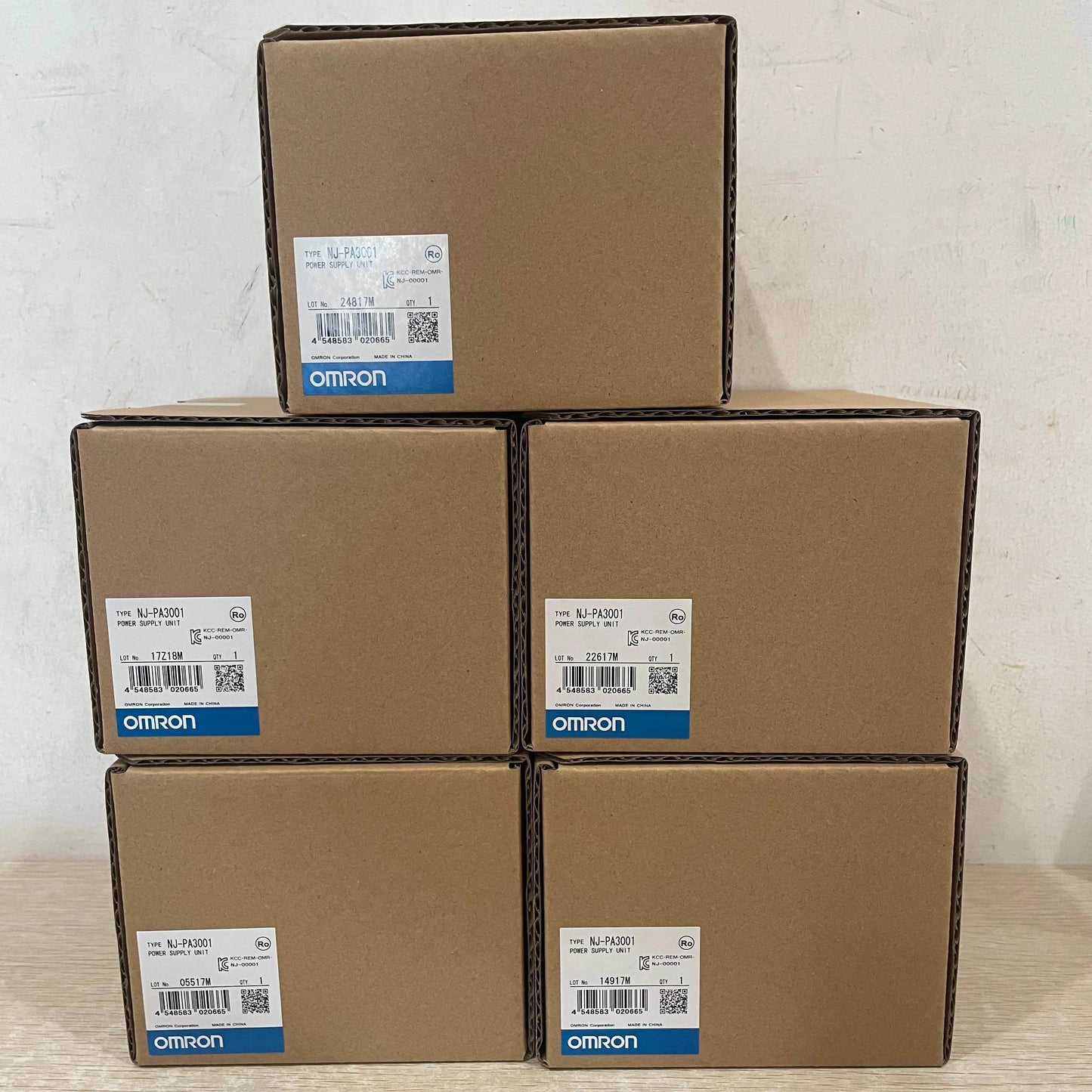 NJ-PA3001 24V DC Power Supply Unit for Machine Automation Controllers - chengruiyuan